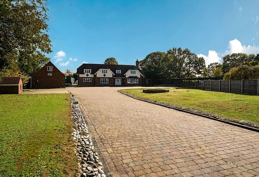 5 bedroom House for sale